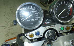 YAMAHA XJR1200 1996 4KG