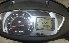 SUZUKI GSR125