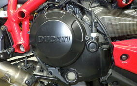 DUCATI STREETFIGHTER S 2013