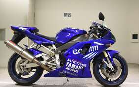 YAMAHA YZF-R1 2001 RN04