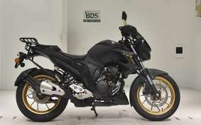 YAMAHA FZS25