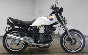 YAMAHA XS250 17E