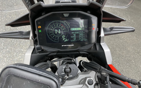 SUZUKI DL1050 (V-Strom 1050) XT 2020 EF11M