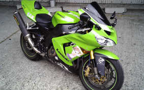 KAWASAKI ZX 10 NINJA R 2004 ZXT00C