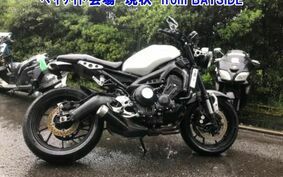 YAMAHA XSR900 1989 RN56J