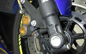 YAMAHA YZF-R1 2003 RN09