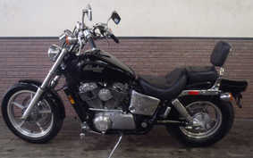 HONDA SHADOW 1100 1989 SC18