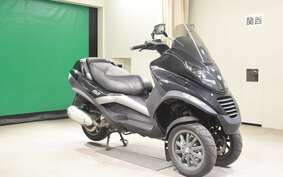 PIAGGIO MP3 250