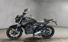 YAMAHA FZ25 RG42