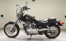 YAMAHA VIRAGO 250 3DM