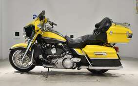 HARLEY FLHTCUSE 1800CVO 2011 PR8