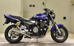 YAMAHA XJR1300 2001 RP03J