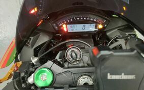 KAWASAKI ZX 10 NINJA R 2020 ZXT02E