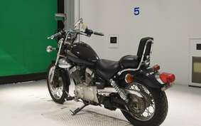 YAMAHA VIRAGO 250 3DM