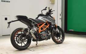 KTM 125 DUKE JPA40