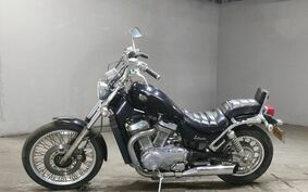 SUZUKI INTRUDER 750 VR51A