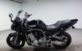 YAMAHA FZS1000 FAZER 2001 RN06