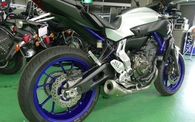 YAMAHA MT-07 2015 RM07J