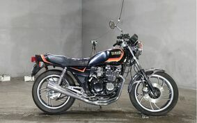 YAMAHA XJ400 2024 4V7