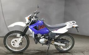 YAMAHA DT230 LANZA 4TP