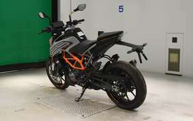 KTM 125 DUKE JPA40