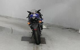 YAMAHA YZF-R1 2005 RN13