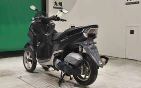 YAMAHA TRICITY 125 SE82J