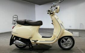 VESPA LXV125ie M681