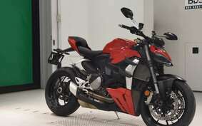 DUCATI STREETFIGHTER V2 2022