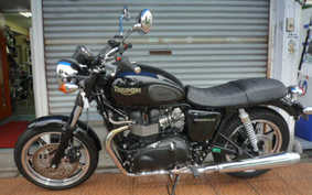 TRIUMPH BONNEVILLE 900 2012 J9107G