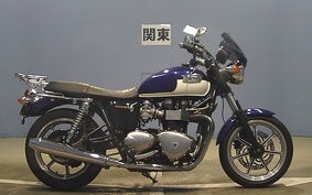 TRIUMPH BONNEVILLE 2010 J9107G