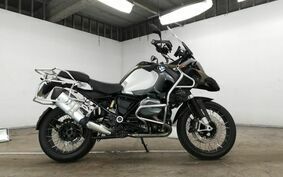 BMW R1200GS ADVENTURE 2015 0A02