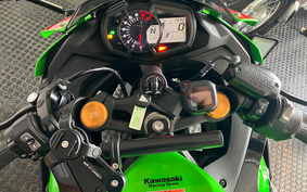 KAWASAKI NINJA ZX 25 R KRT ED ZX250E