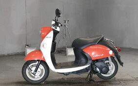 YAMAHA e-VINO SY11J