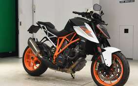 KTM 1290 SUPER DUKE R 2017 V3940