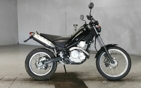 YAMAHA TRICKER DG16J