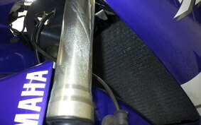 YAMAHA YZF-R1 1999 RN01