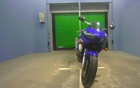 YAMAHA YZF-R6 2001 RJ036