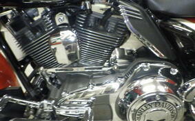 HARLEY FLHTCUSE 1800CVO 2012 PR8