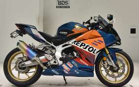 HONDA CBR250RR A MC51