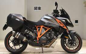 KTM 1290 SUPER DUKE GT 2018 V6940