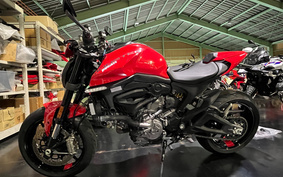 DUCATI MONSTER 937+ 2021 1M00A