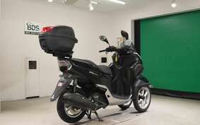 YAMAHA TRICITY 125 SE82J