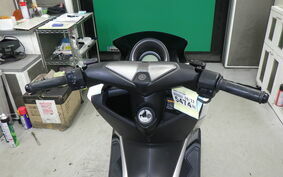 YAMAHA N-MAX 155 A SG50J