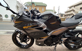 KAWASAKI NINJA 2022 EX400G