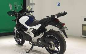 SUZUKI GLADIUS 2010 VK58A