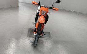 KTM 690 ENDURO R 2023 LEV40