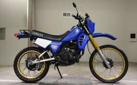 YAMAHA DT125 17F