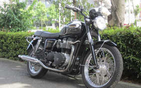 TRIUMPH BONNEVILLE 2003 J900TM