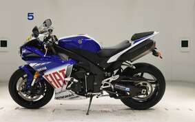 YAMAHA YZF-R1 2010